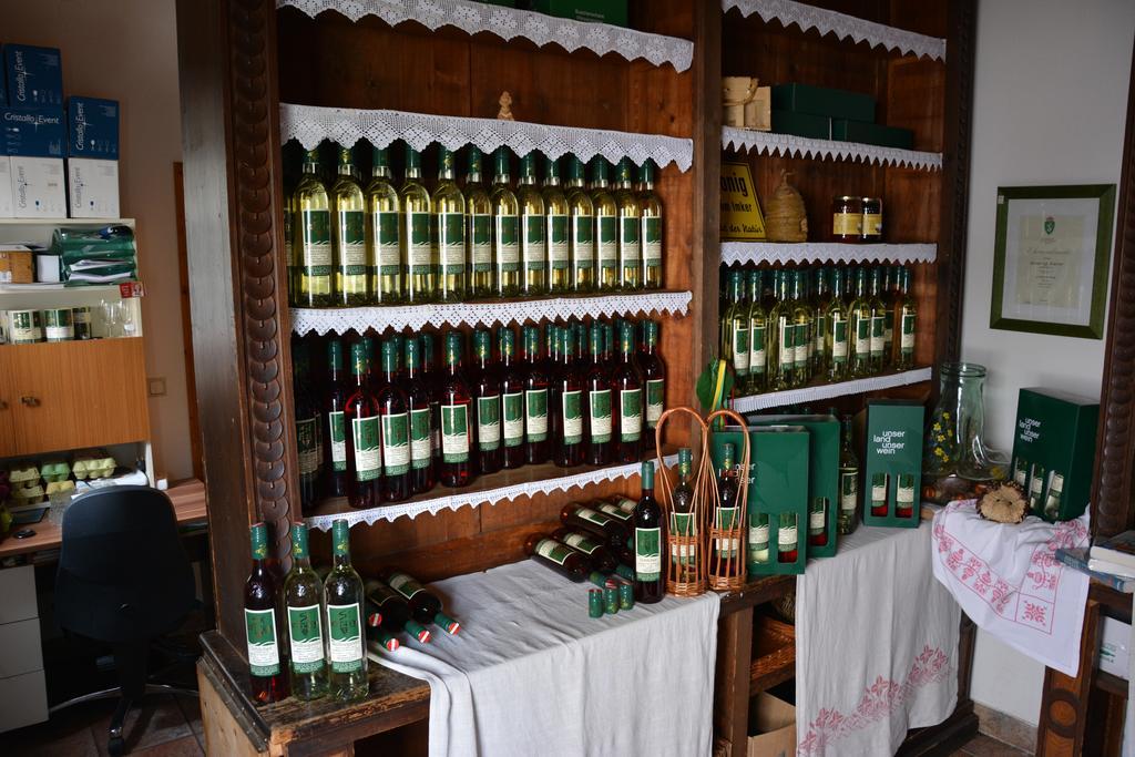 Вилла Weingut Seiner Vlg. Kraxner Greisdorf Экстерьер фото